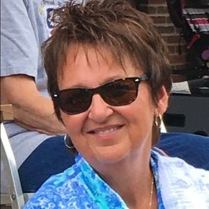 Meet your Posher, Cindy